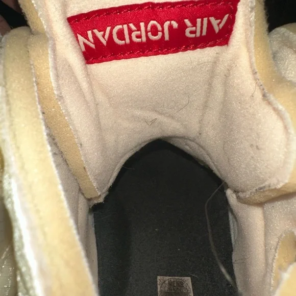Off White x Air Jordan 5 Retro - Size 11 - Picture 8 of 16
